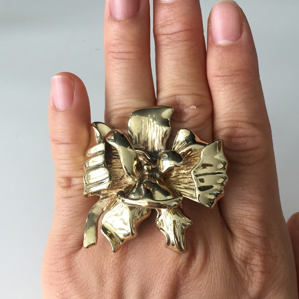 BCBG flower statement cocktail ring
